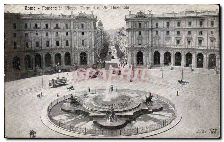 Italie Italia Roma CPA Fontan in piazza TErmini e via nazionale
