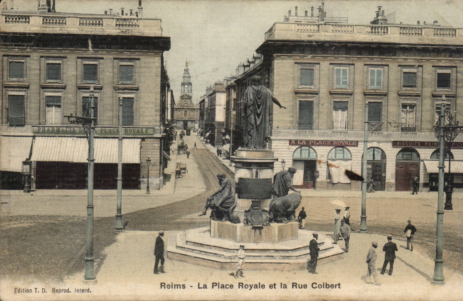 Reims CPA La place Royale et la Rue Colbert