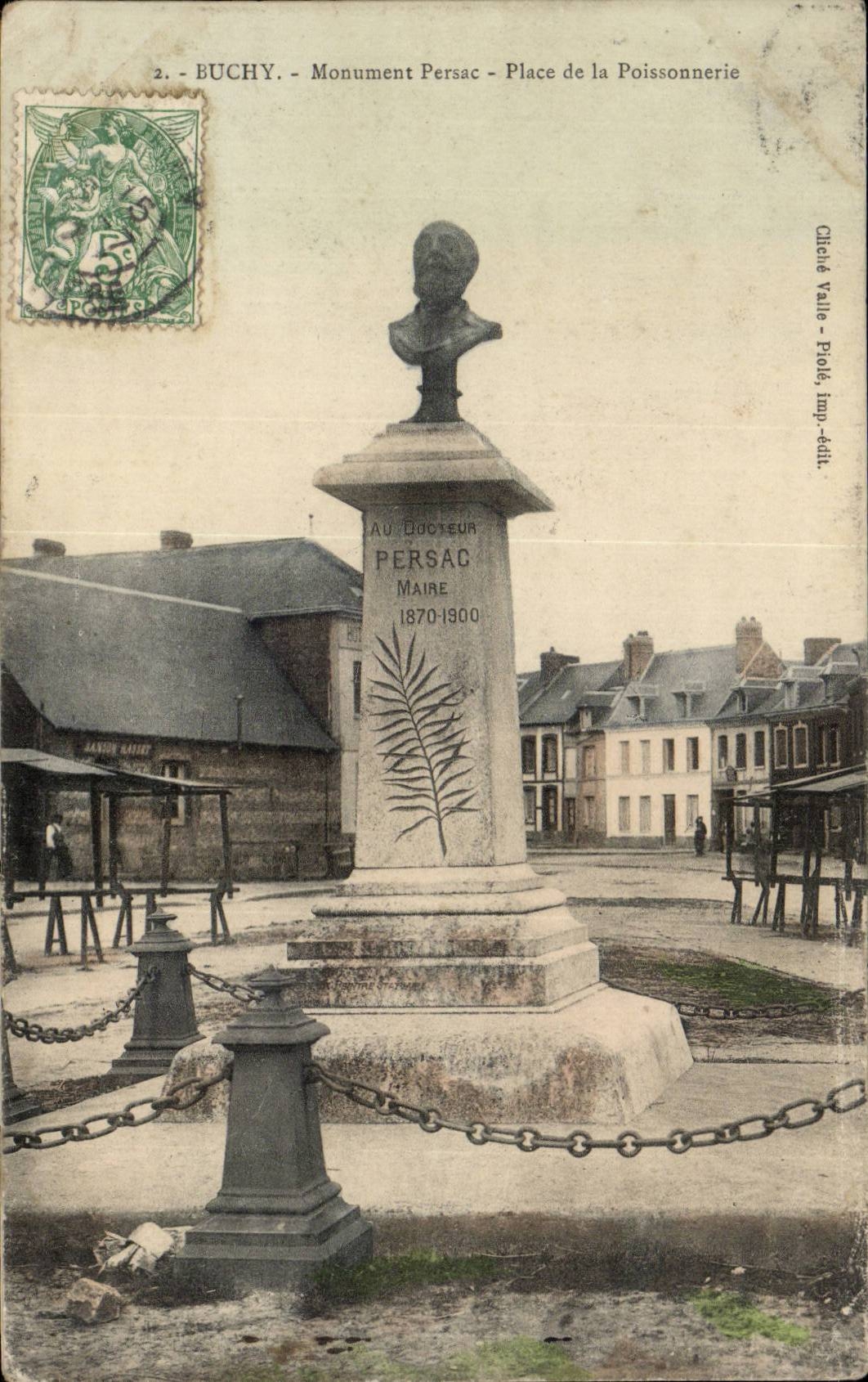 Buchy CPA Monument persac Place de la Poissonnerie