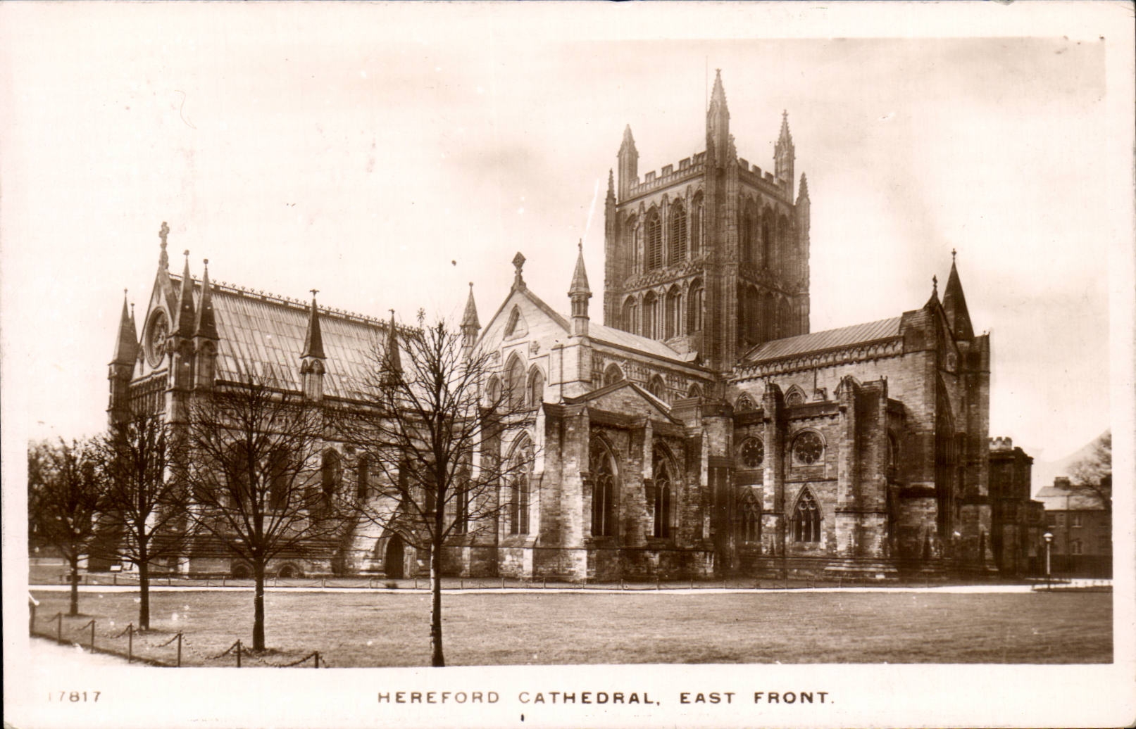 Grande Bretagne Great BRitain CPA Hereford Cathedral East front