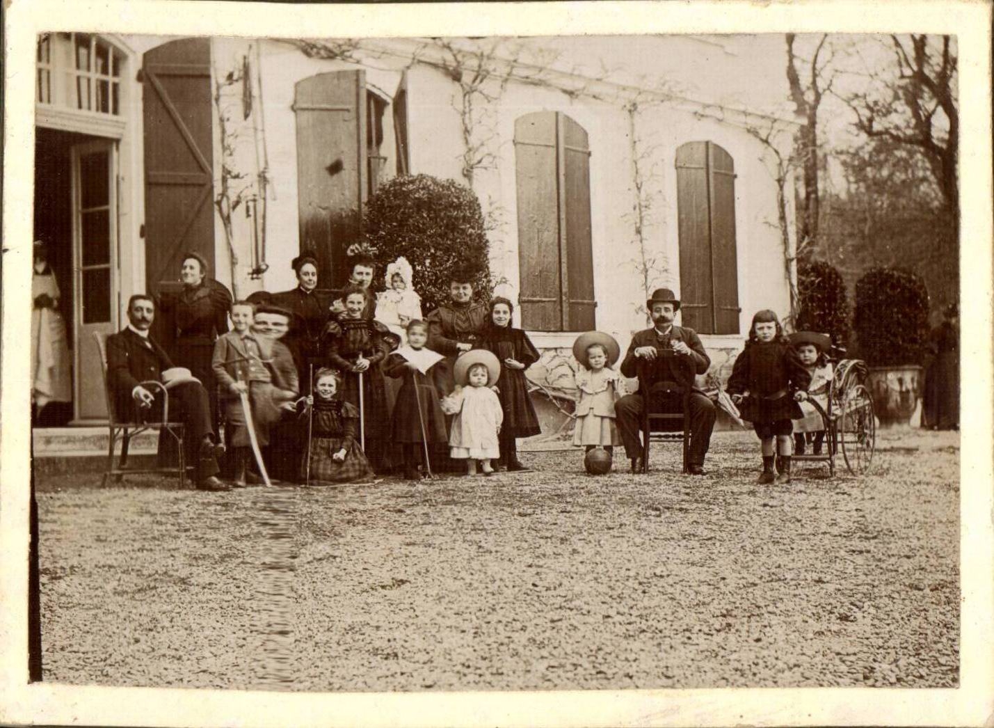 PHOTO sur support carton tres rigide FAmille Ballon voiture a enfants TOP
