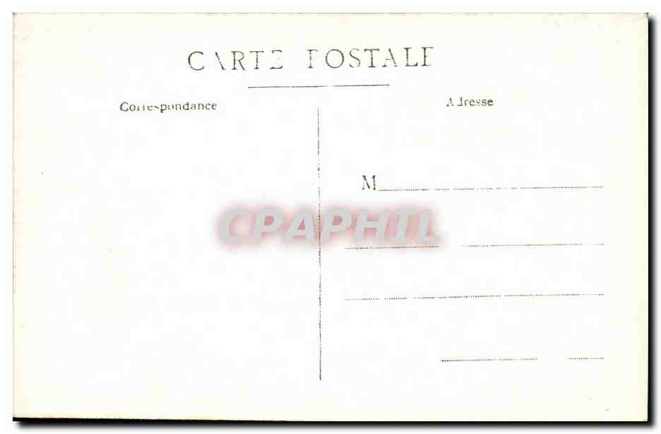 Jeune femme en manteau — devant un arbre — Carte postale italienne — Verso