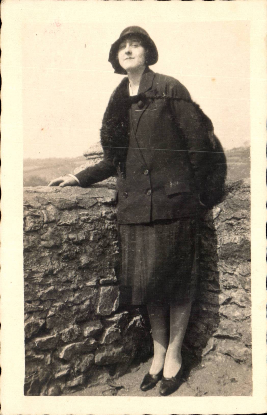 CARTE PHOTO Femme