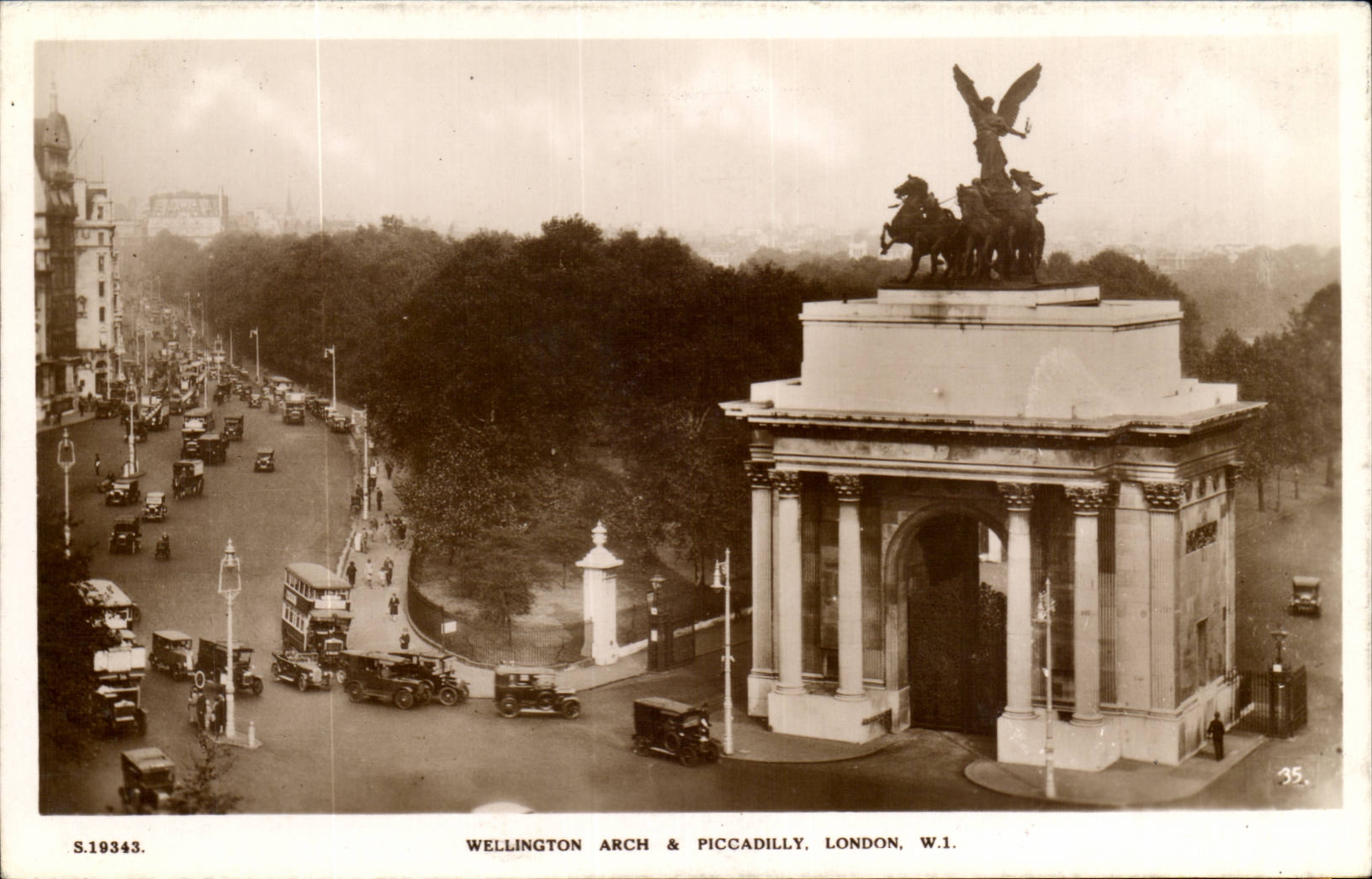 Angleterre - England - London - Londres - Welington Arch and Piccadily - CPA 