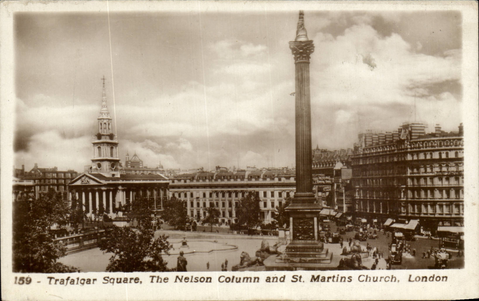Angleterre - England - London - Londres - Trafalger Square - The Nelson Column and St Martins Church - CPA 