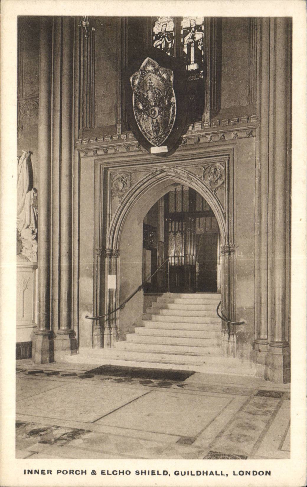 Angleterre - England - London - Londres - Inner Porch and Elcho Sheild Guildhall - CPA 