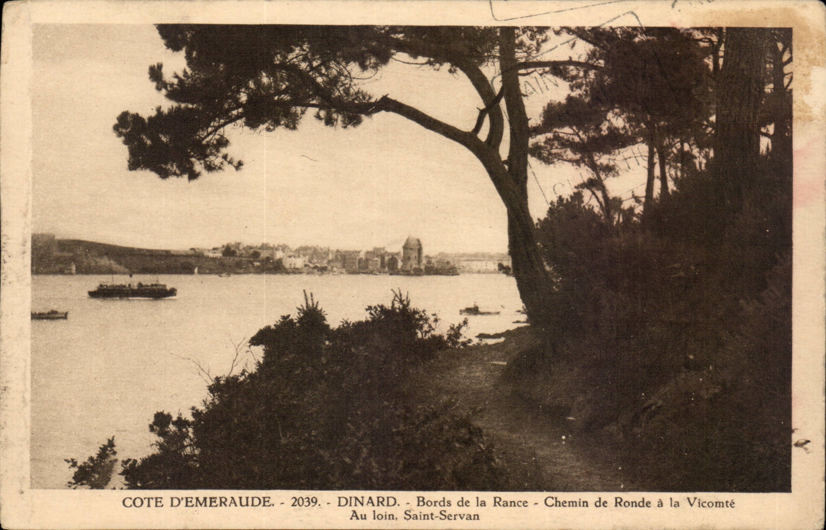 Côte d'Émeraude - Dinard - Bords de la Rance - Chemin de Ronde à la Vicomté