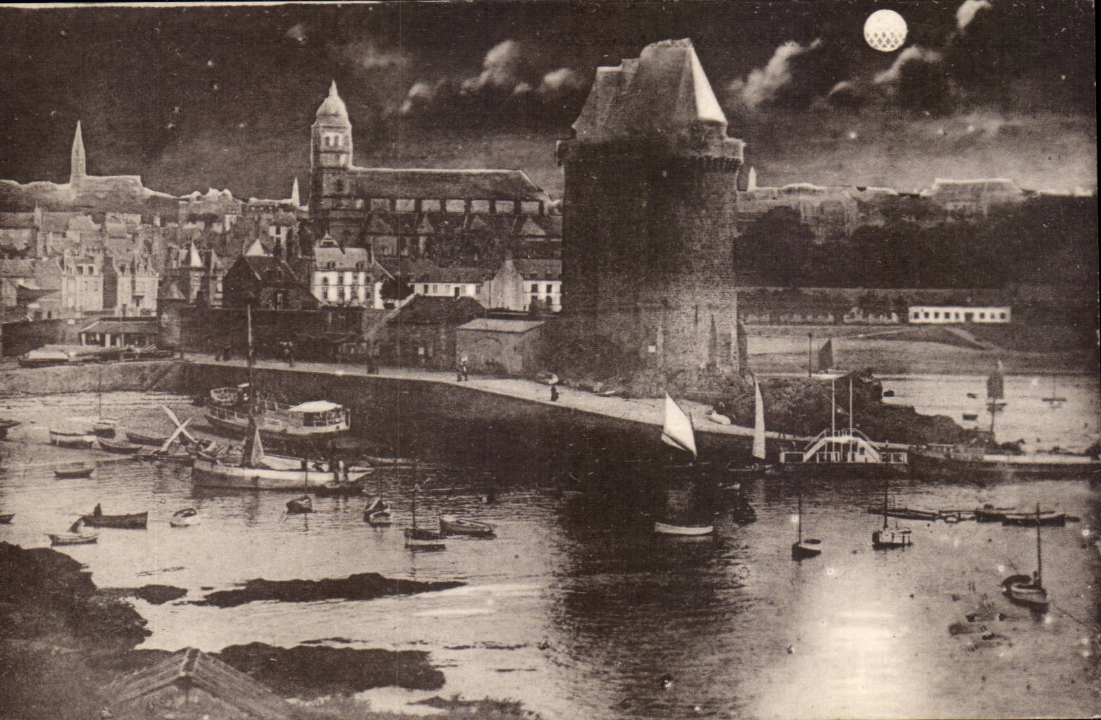 Le Port au Clair de Lune — Saint-Servan-sur-Mer — Éditeur Laurent-Né-Rennes, n°2980