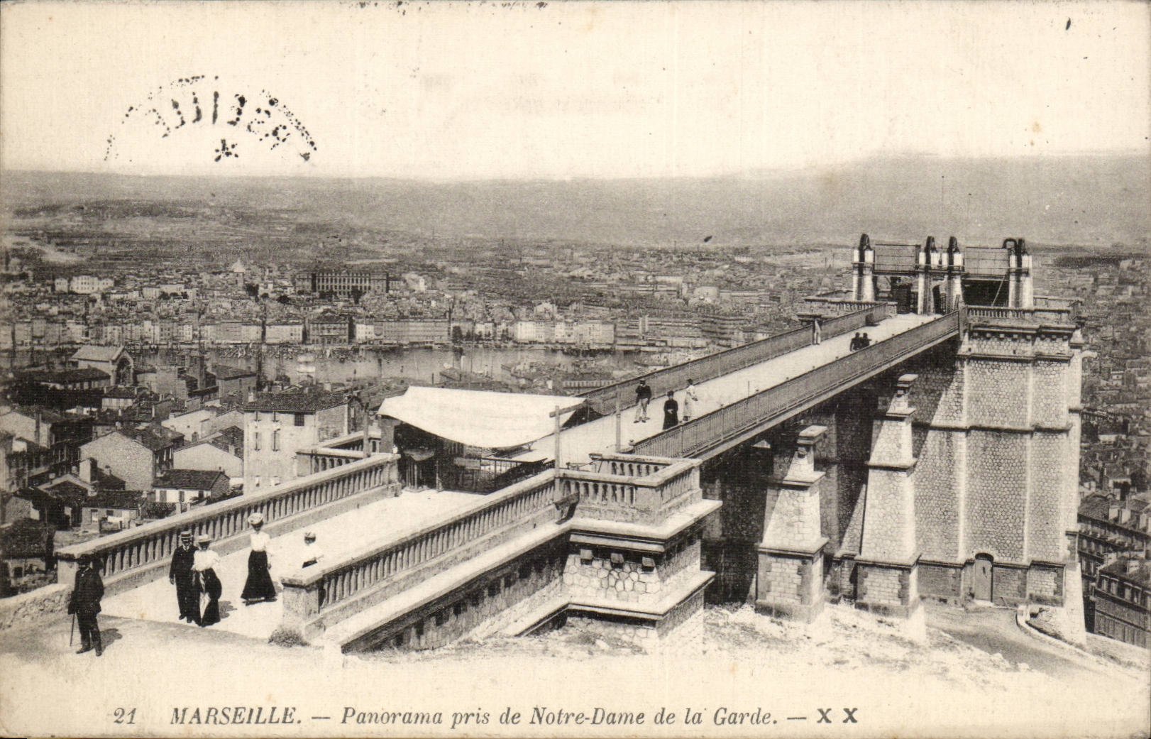 Marseille CPA Panorama pris de Notre DAme de la Garde