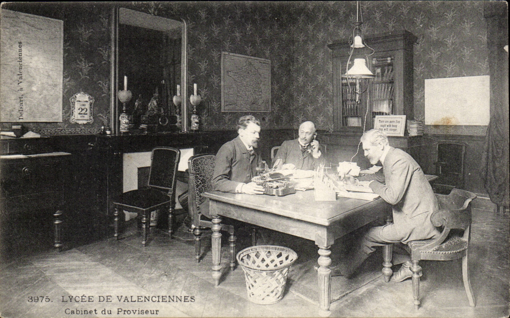 Höhere Schule Valenciennes — Büro des Rektors — Delsart in Valenciennes