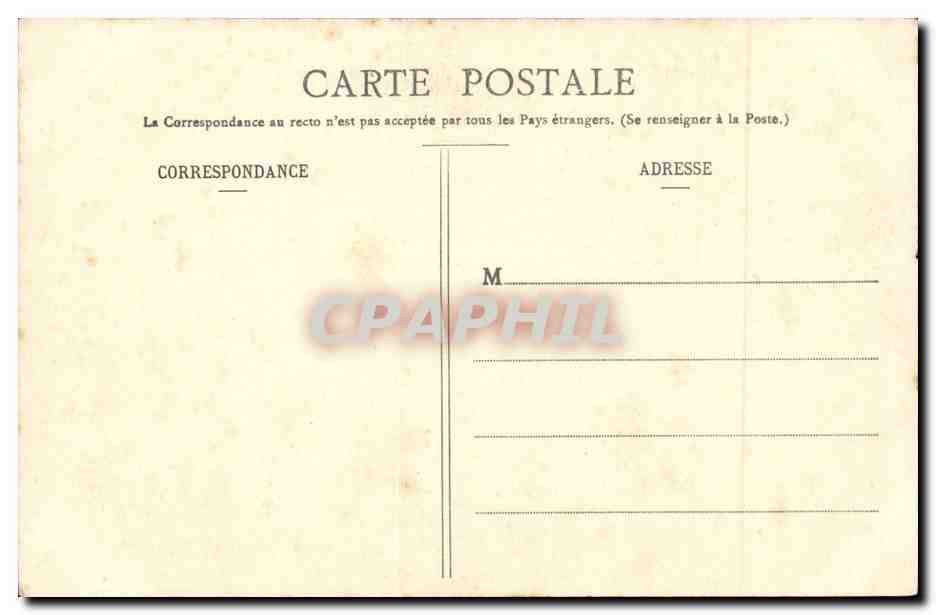 Femme en robe à dentelle — brodant — Phototypie A. Berberet & Cie, Nancy — Reverso