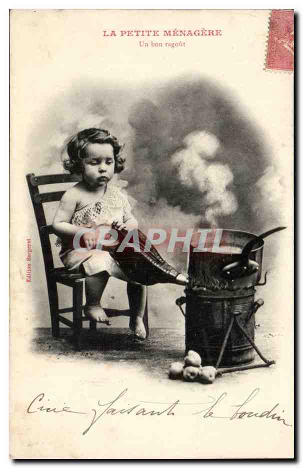 CPA Fantaisie Enfant La petite menagere Un bon ragout (cuisine) TOP