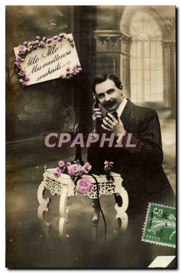 Homme au téléphone — scène de studio — éditeur inconnu