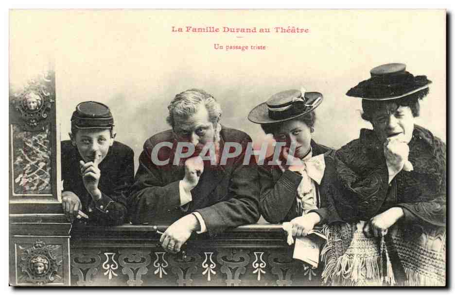 CPA Fantaisie humour La famille Durand au theatre un passage triste
