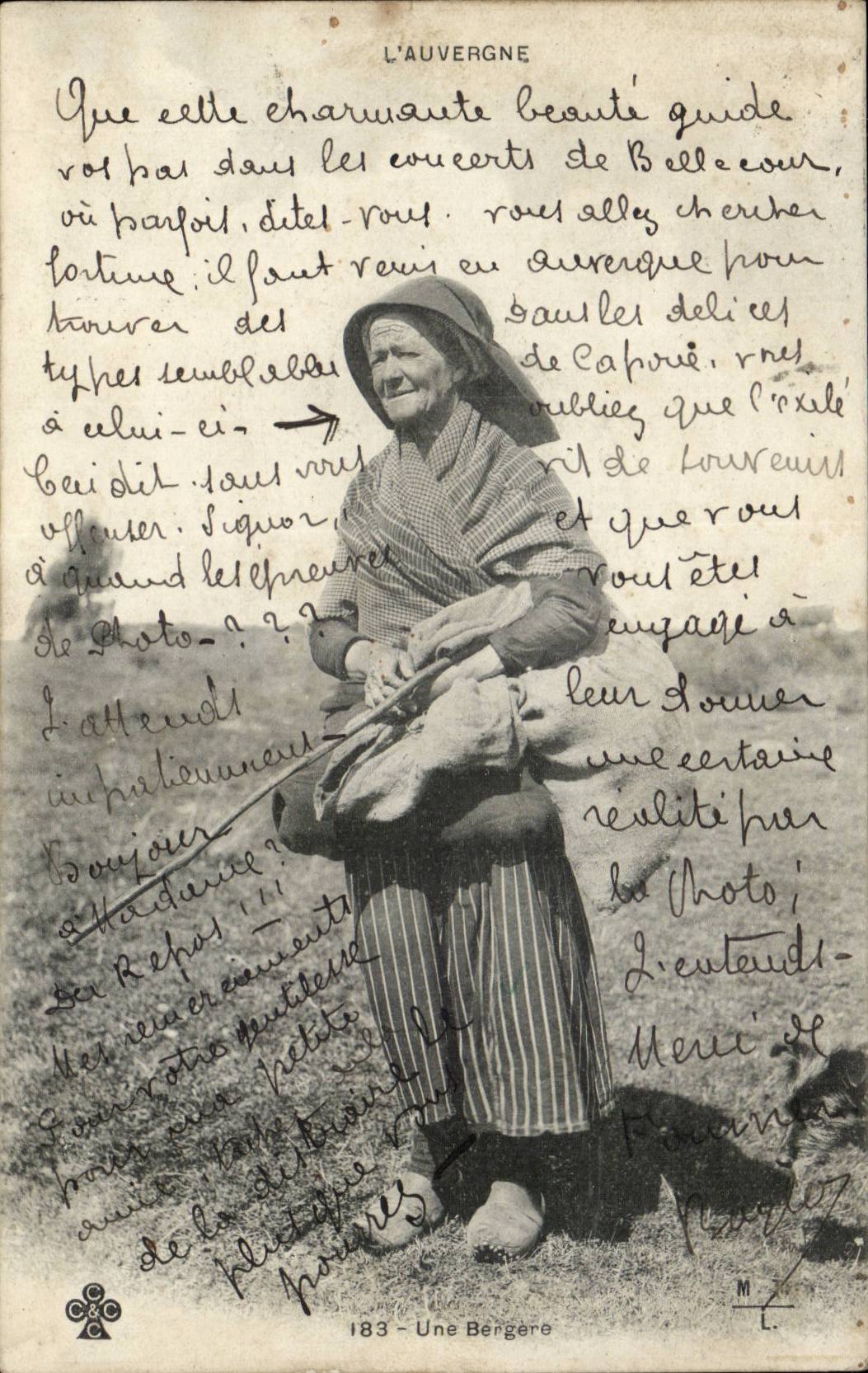 Une Bergère — L'Auvergne — Éditeur M. L. n° 183
