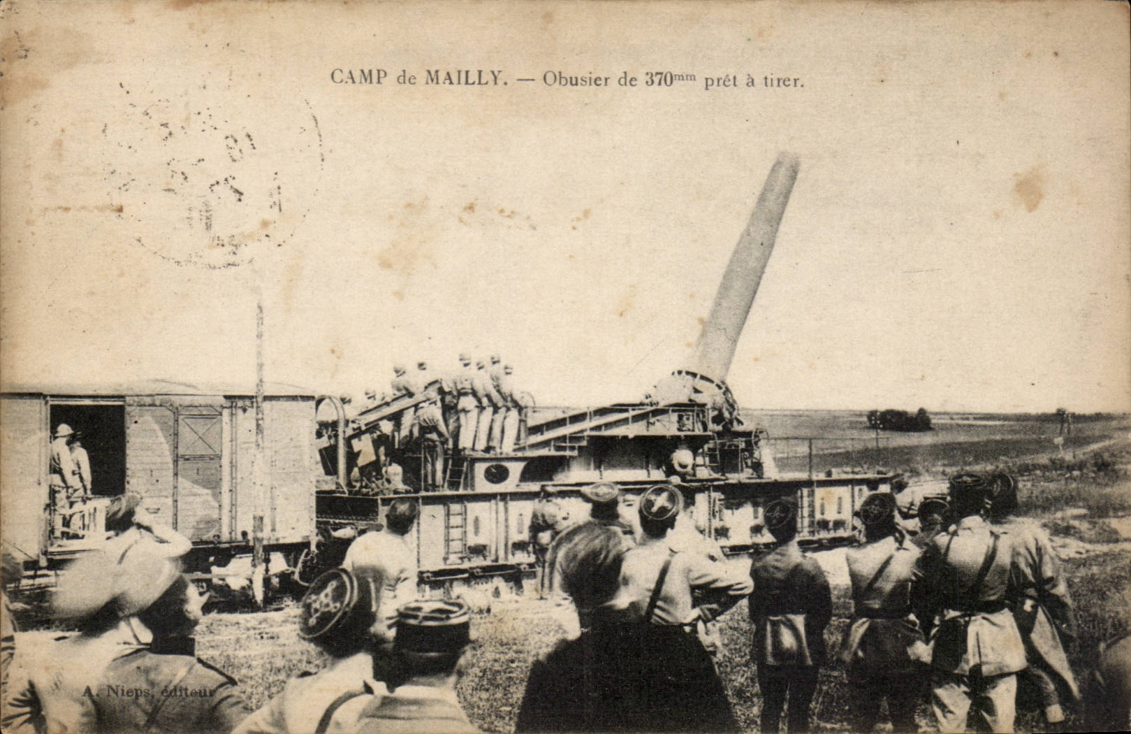 Militaria CAmp de Mailly CPA Obusier de 370 mm pret a tirer (canon)