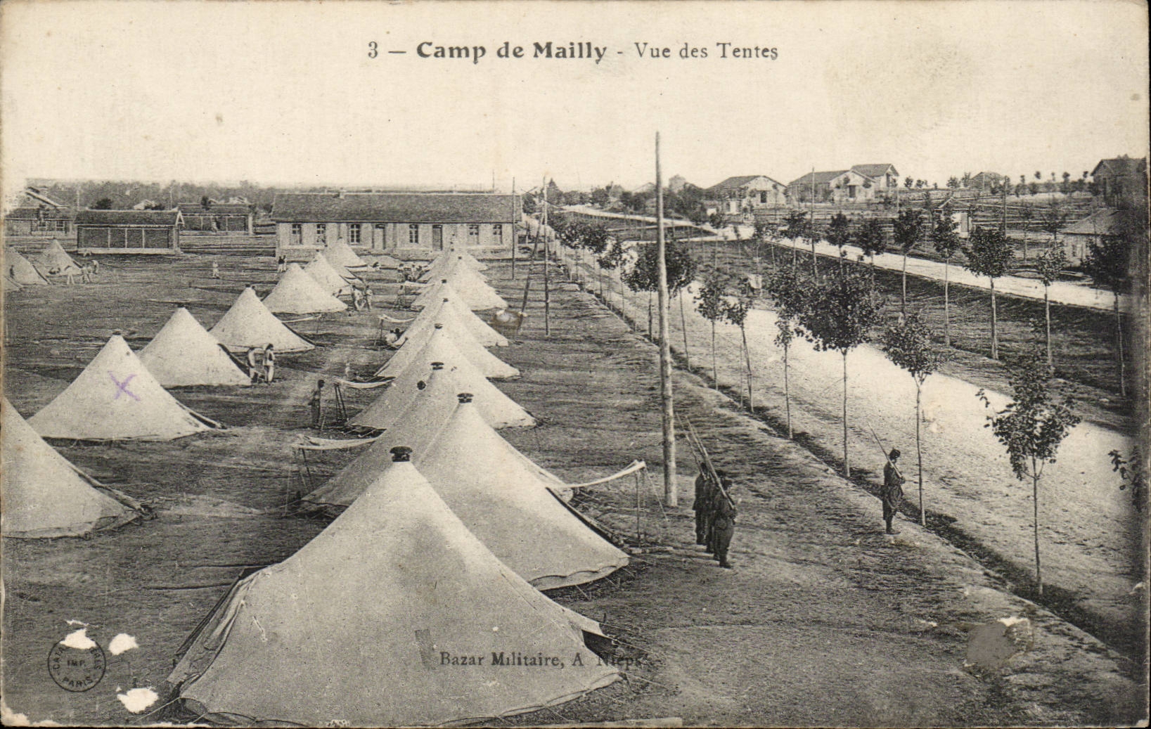 Militaria CAmp de Mailly CPA Vue des tentes