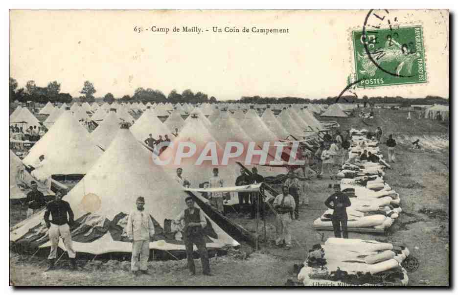 Militaria CAmp de Mailly CPA Un coin du campement