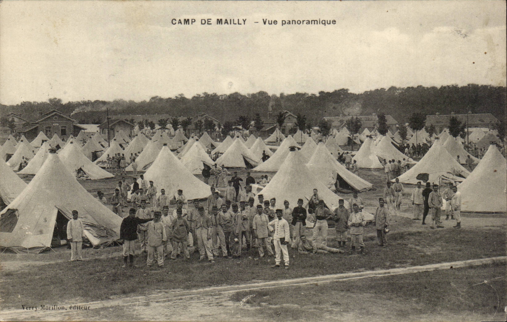 CPA Militaria CAmp de Mailly Vue panoramique