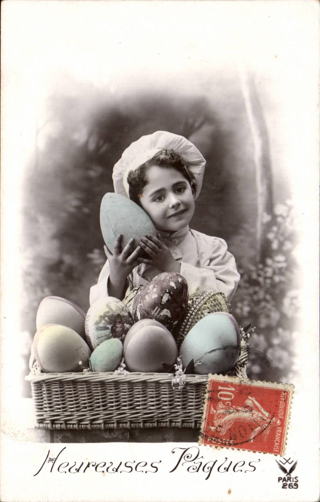 CPA Fantaisie Fantasy Heureuses Paques Easter Enfant Oeufs