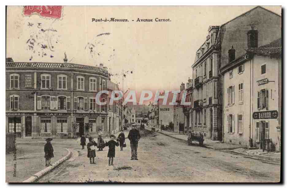 Pont a Mousson - Avenue Carnot - enfants - CPA 