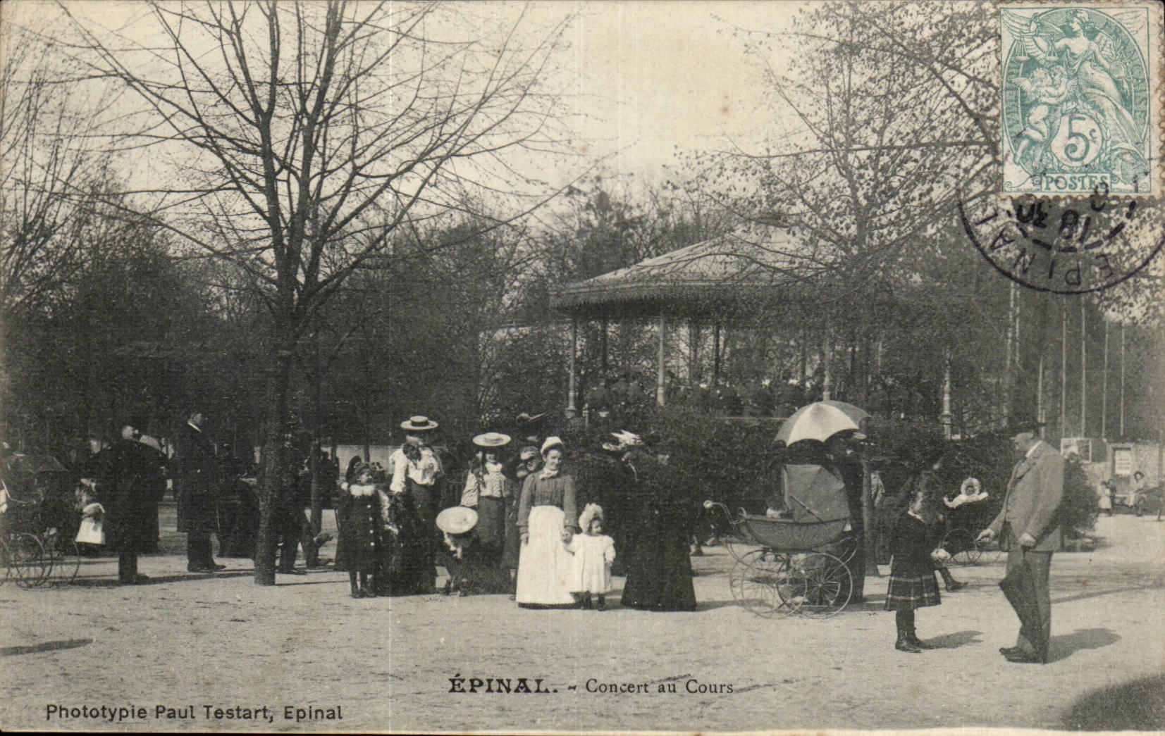 Epinal - Concert au Cours - musique - - CPA 