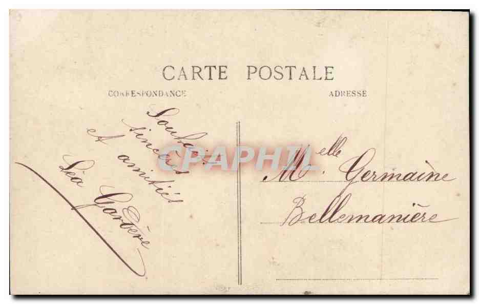 Femme en robe verte tenant un bouquet — 'Heureuse Année' — éditeur RR, n° 3557 — Achterkant