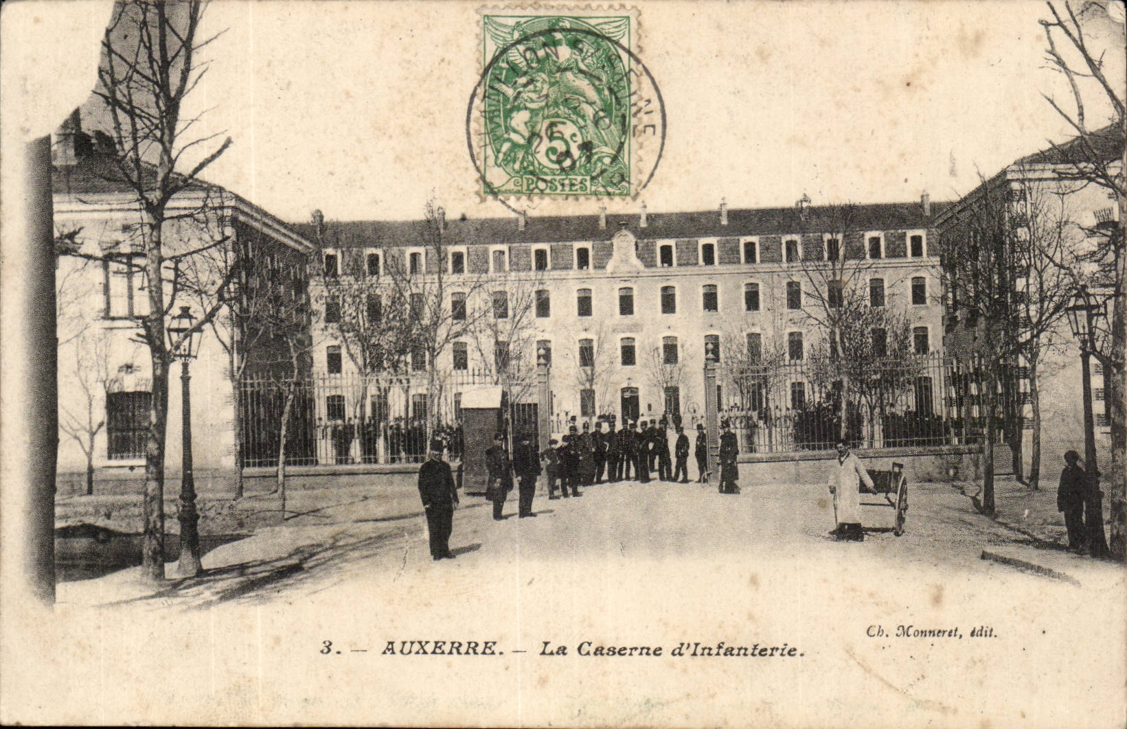 Auxerre CPA Caserne d'infanterie