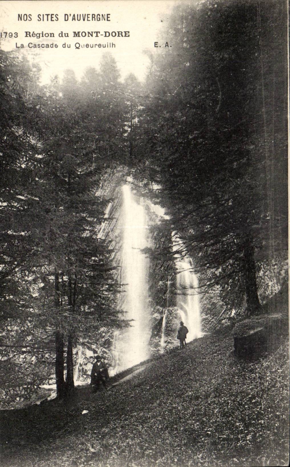 Le mont Dore CPA La cascade du Queureuilh