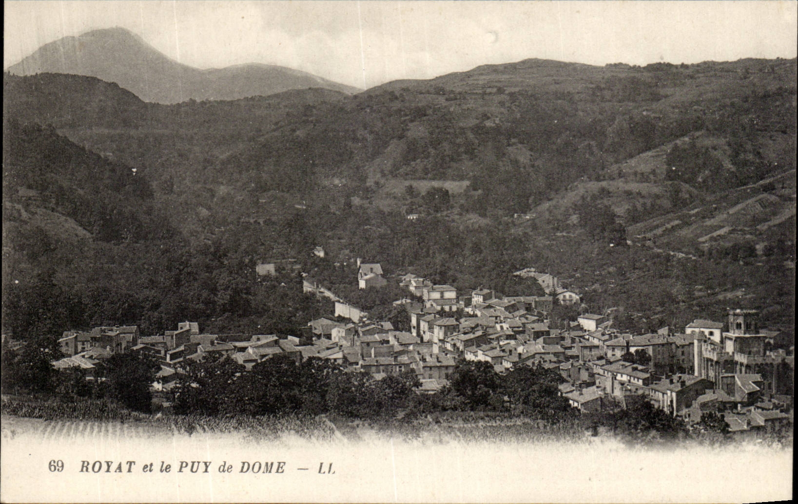 Auvergne CPA Royat et le Puy de Dome