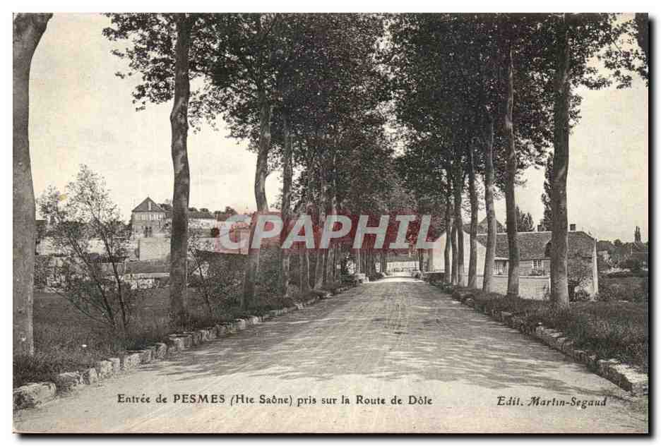 Entree de Pesmes - pris sur la Route de Dole - CPA 