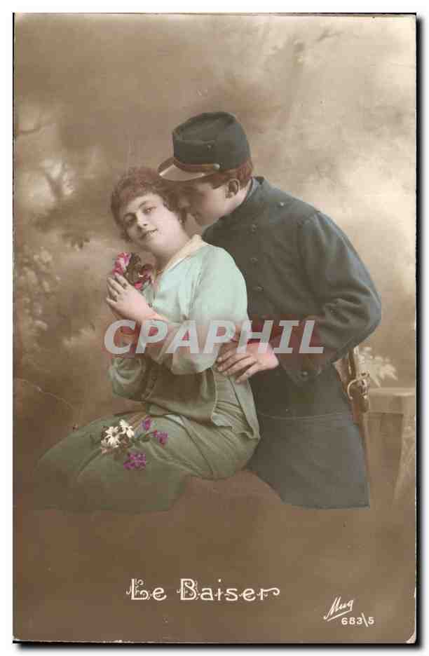 Fantaisie - Couple - - Le Baiser - soldat - militaria - a soldiers kiss - CPA 