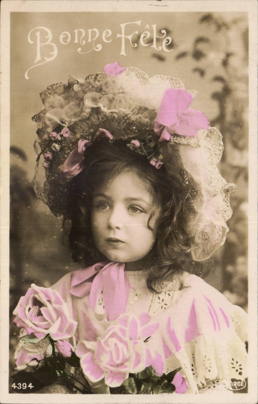 Fantaisie - Bonne Fete - Enfante adorable - darling girl with curly hair - CPA 