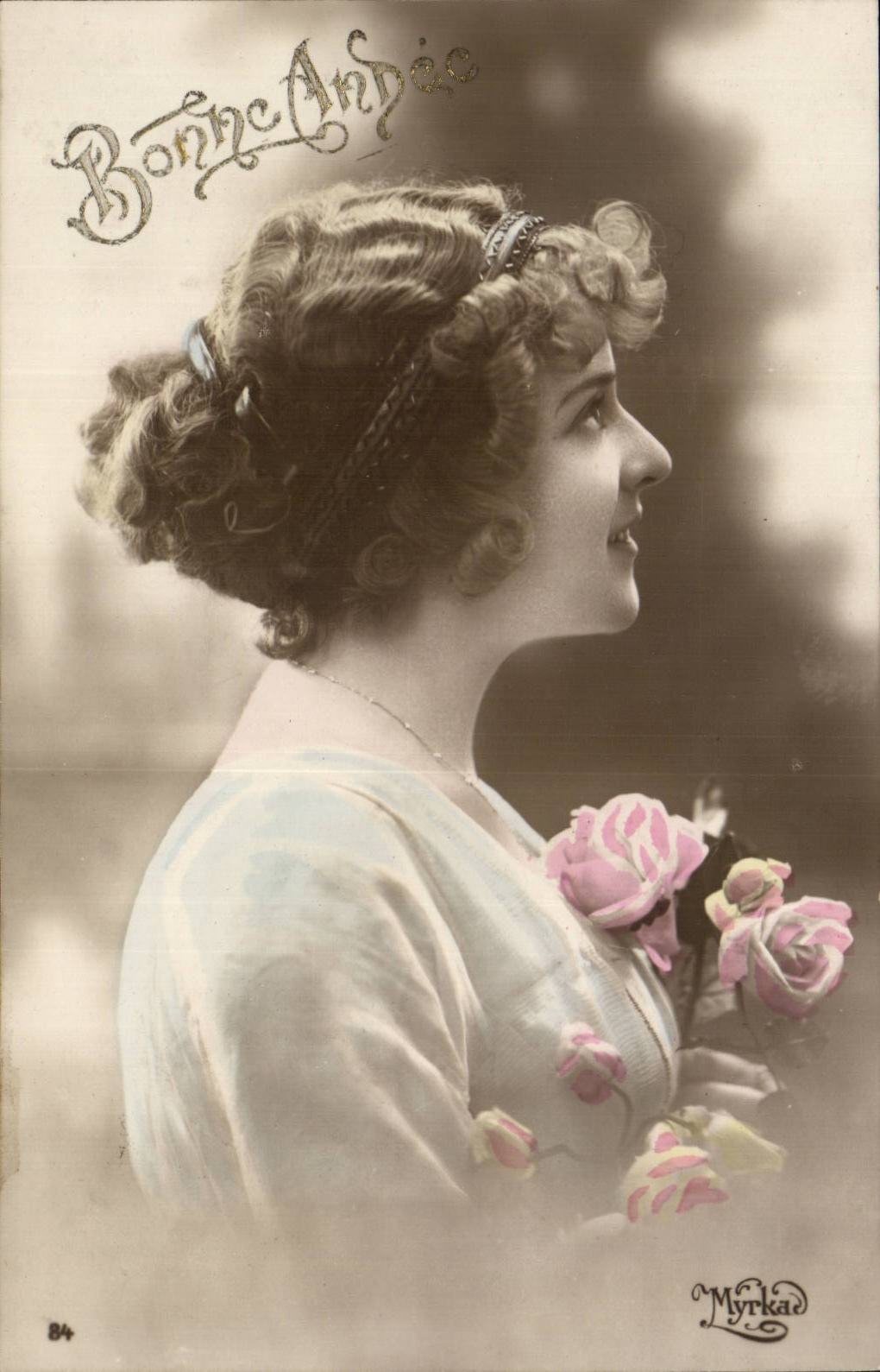 Frau im Profil mit Rosen — Myrka — n°84