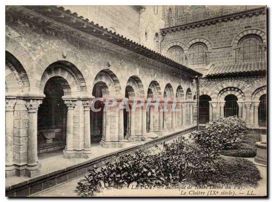 Le Puy — Basilique de Notre-Dame du Puy, Le Cloître (IXe siècle) — LL
