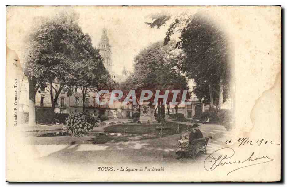 CPA Tours Le square de l'archeveche