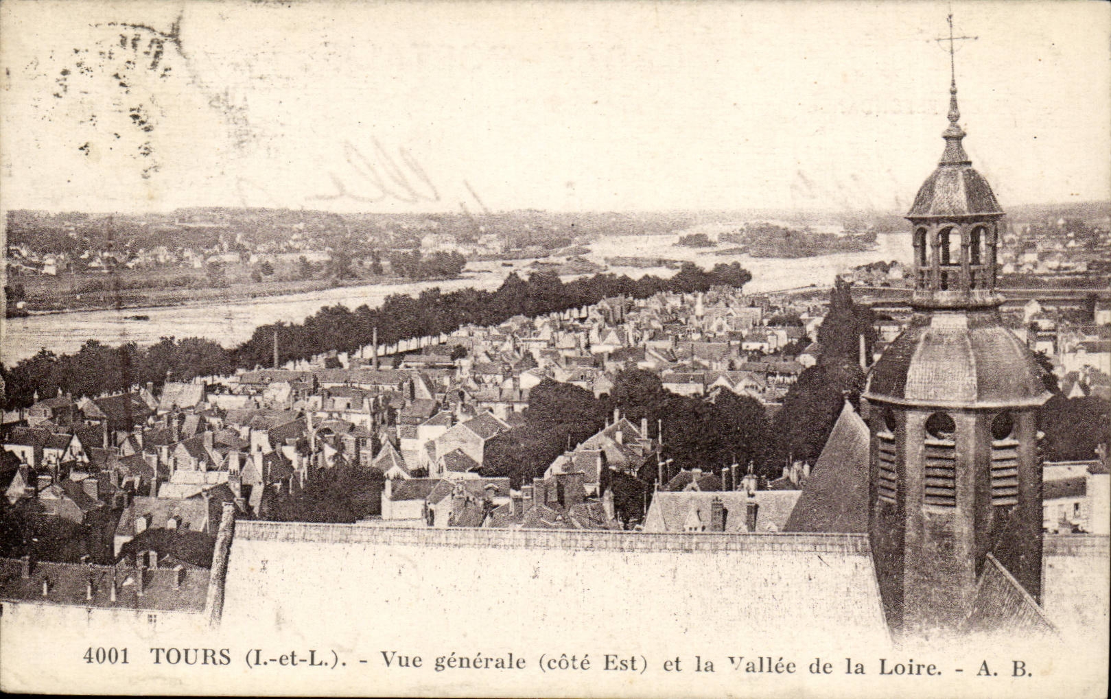 Tours - Vue Generale et la Vallee de la Loire - CPA 