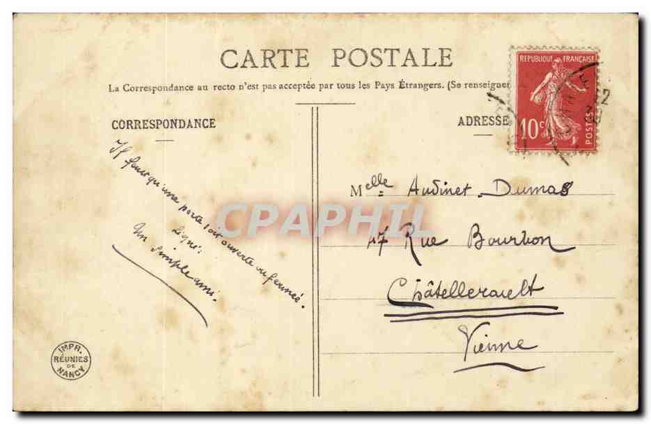 CPA Folklore Femme Seule ! — Verso