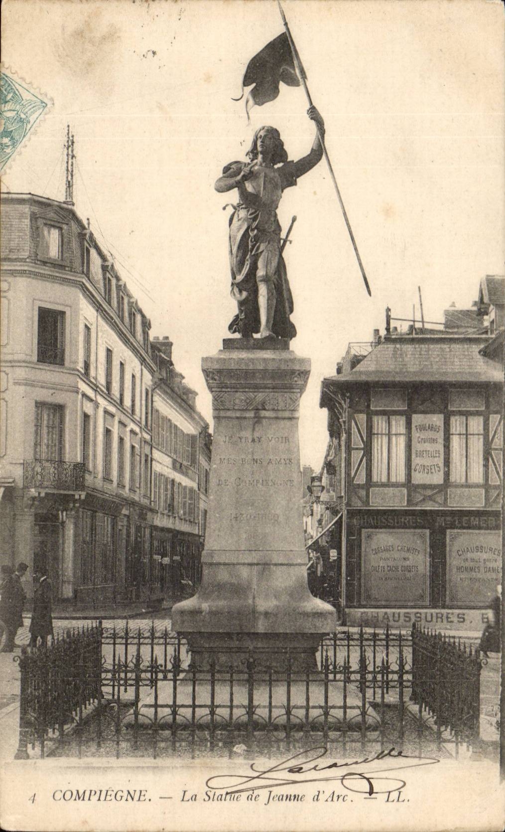 Compiègne — La Statue de Jeanne d'Arc — éditée par Laromelle, n°4
