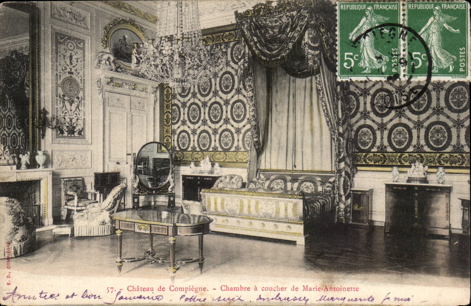 Compiegne CPA Le chateau Chambre a coucher de Marie Antoinette