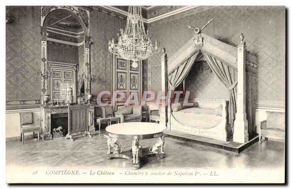 Compiegne CPA Le chateau Chambre a coucher de Napoleon 1er