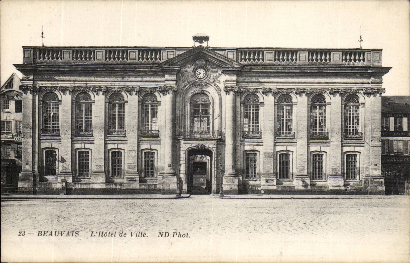 Beauvais CPA Hotel de ville