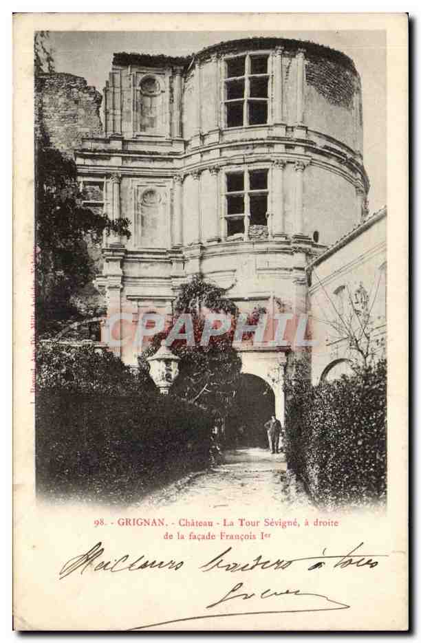Grignan - Château - La Tour Sévigné, à droite de la façade François Ier