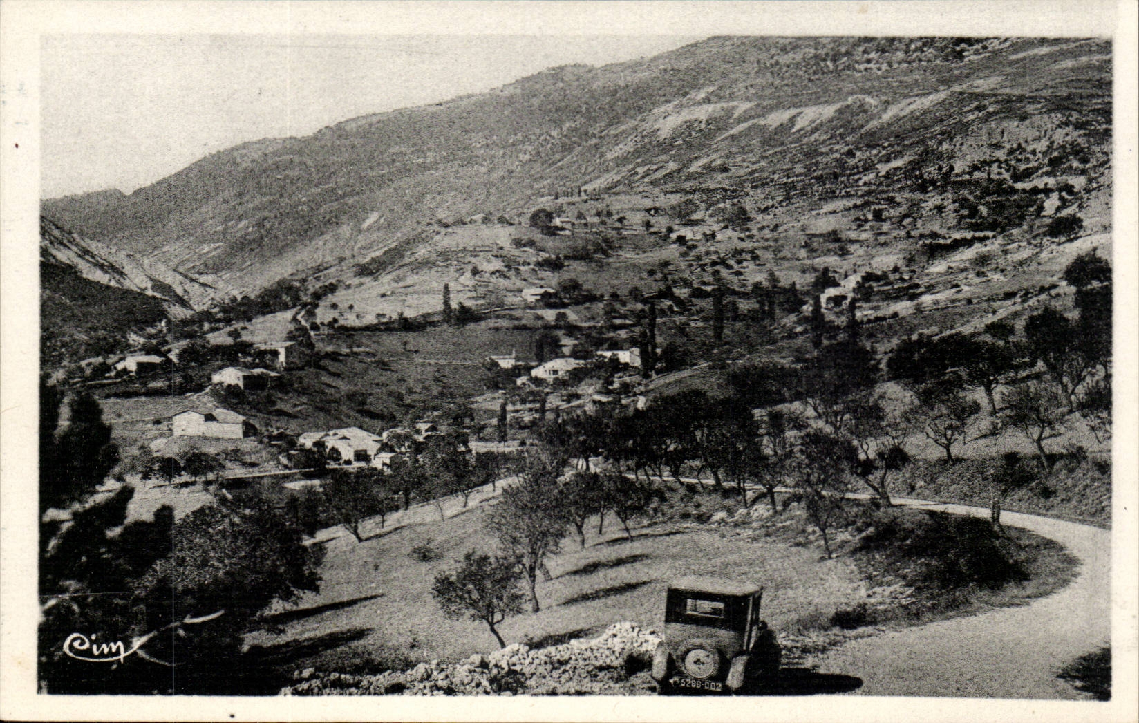 Montauban sur l'ouveze CPA Hameau de Ruisas et route pittoresque du col de Perty