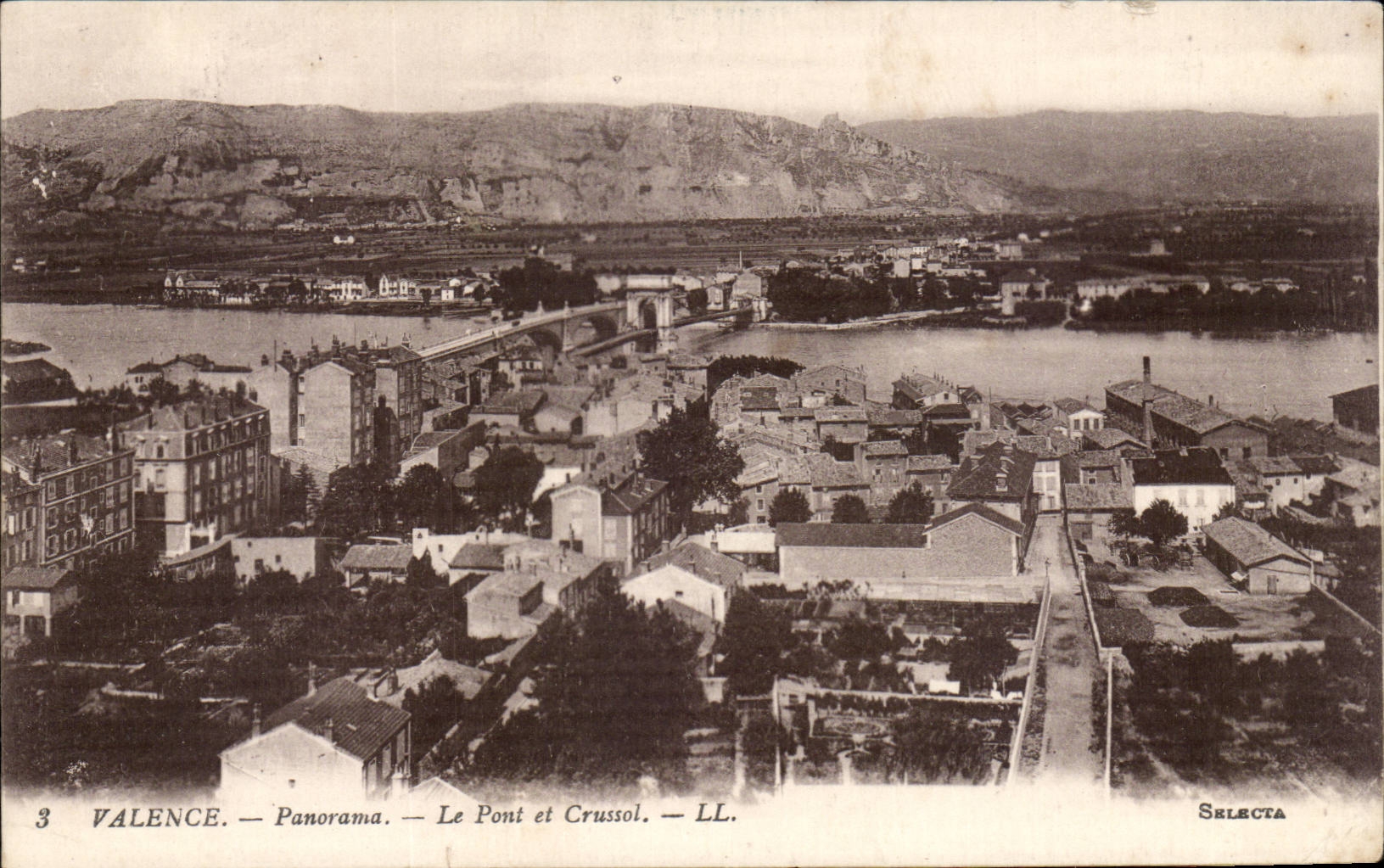 Valence CPA panorama Le pont et Crussol