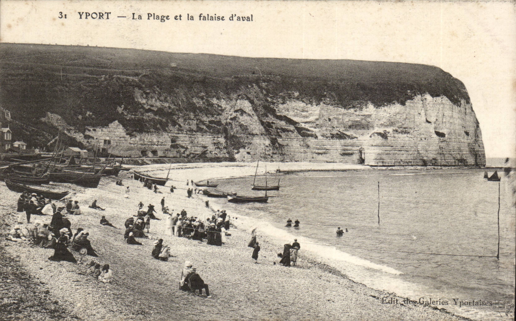 Yport CPA La plage et la falaise d'aval