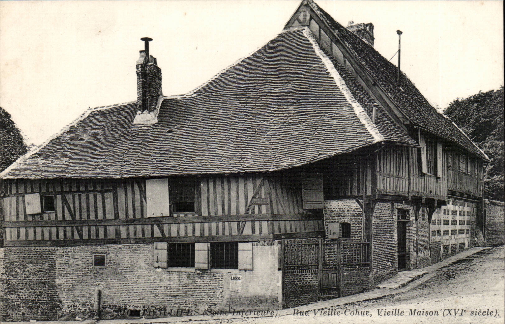 Montivilliers CPA Rue vieille cohue Vieille maison