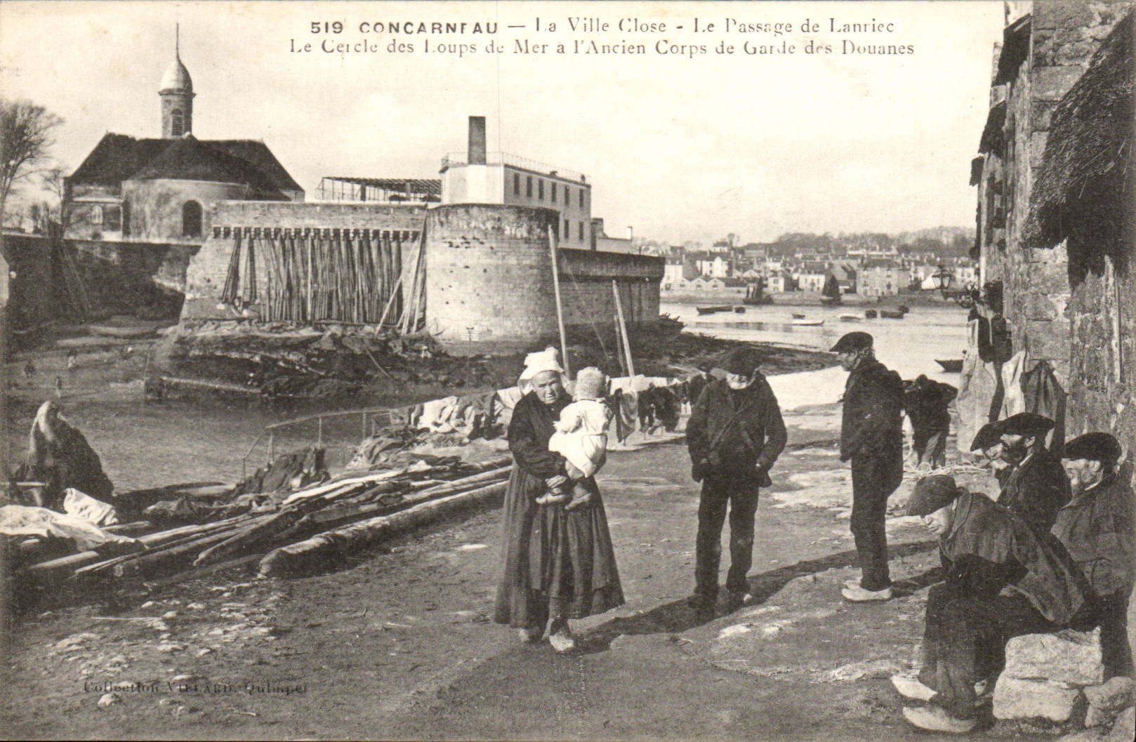 Concarneau — La Ville Close - Le Passage de Lantric - Le Cercle des Loups de Mer à l'Ancien Corps de Garde des Douanes