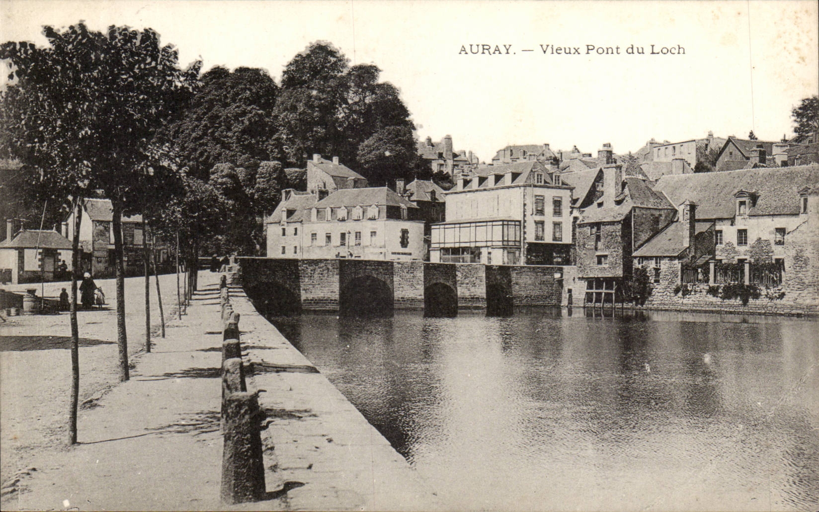 Auray CPA Vieux pont du Loch