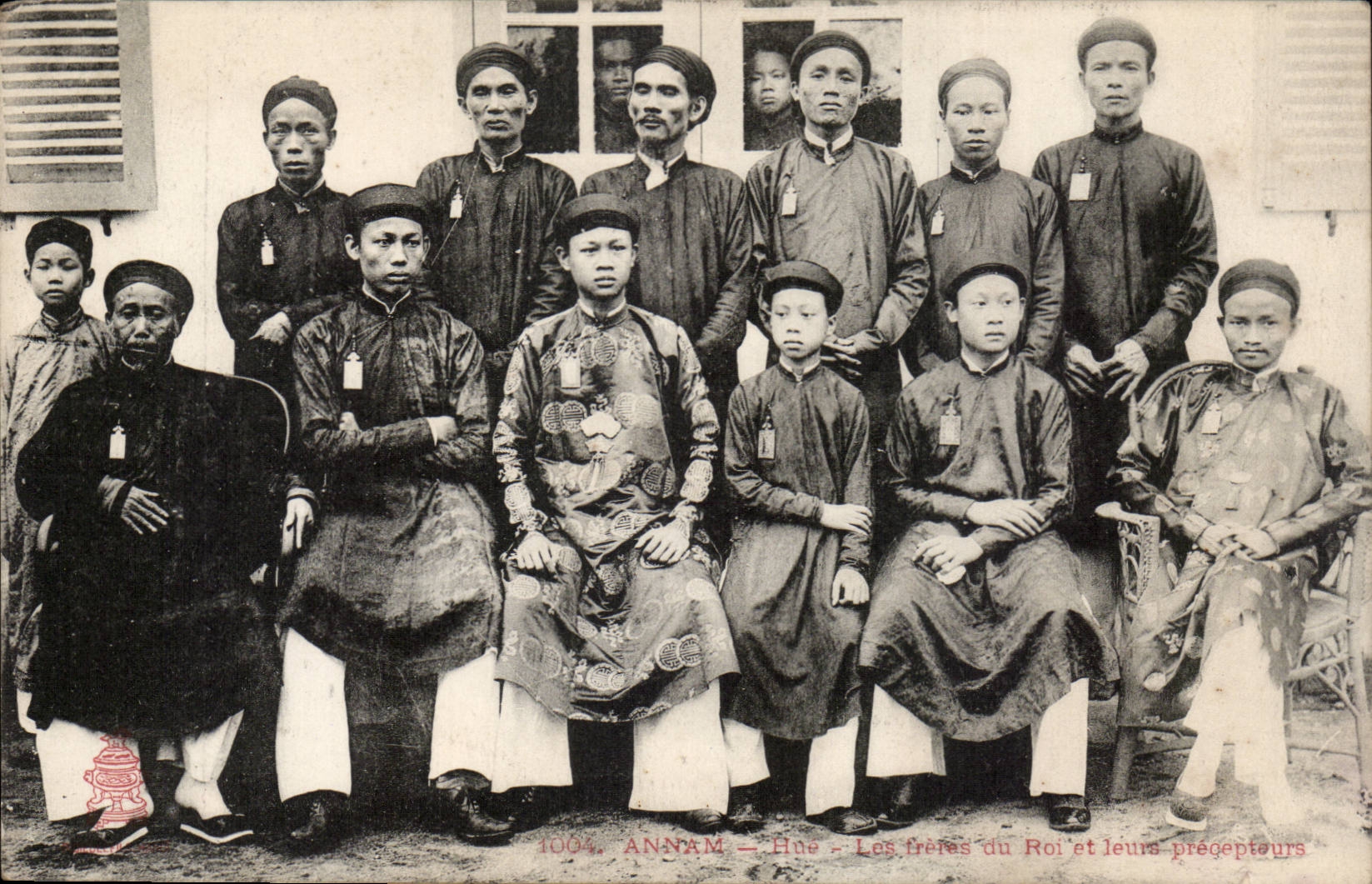 Annam Hue CPA Les freres du roi et leurs precepteurs Indochine Indochina TOP